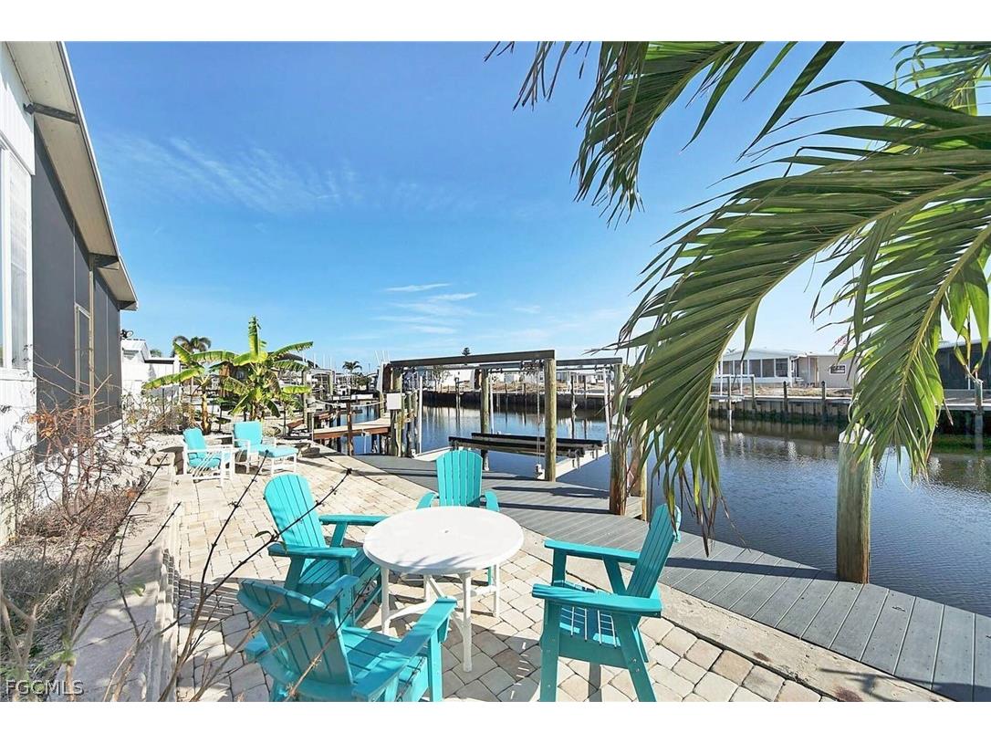 3070 Harpoon Lane Saint James City FL 33956 2026010379 image22