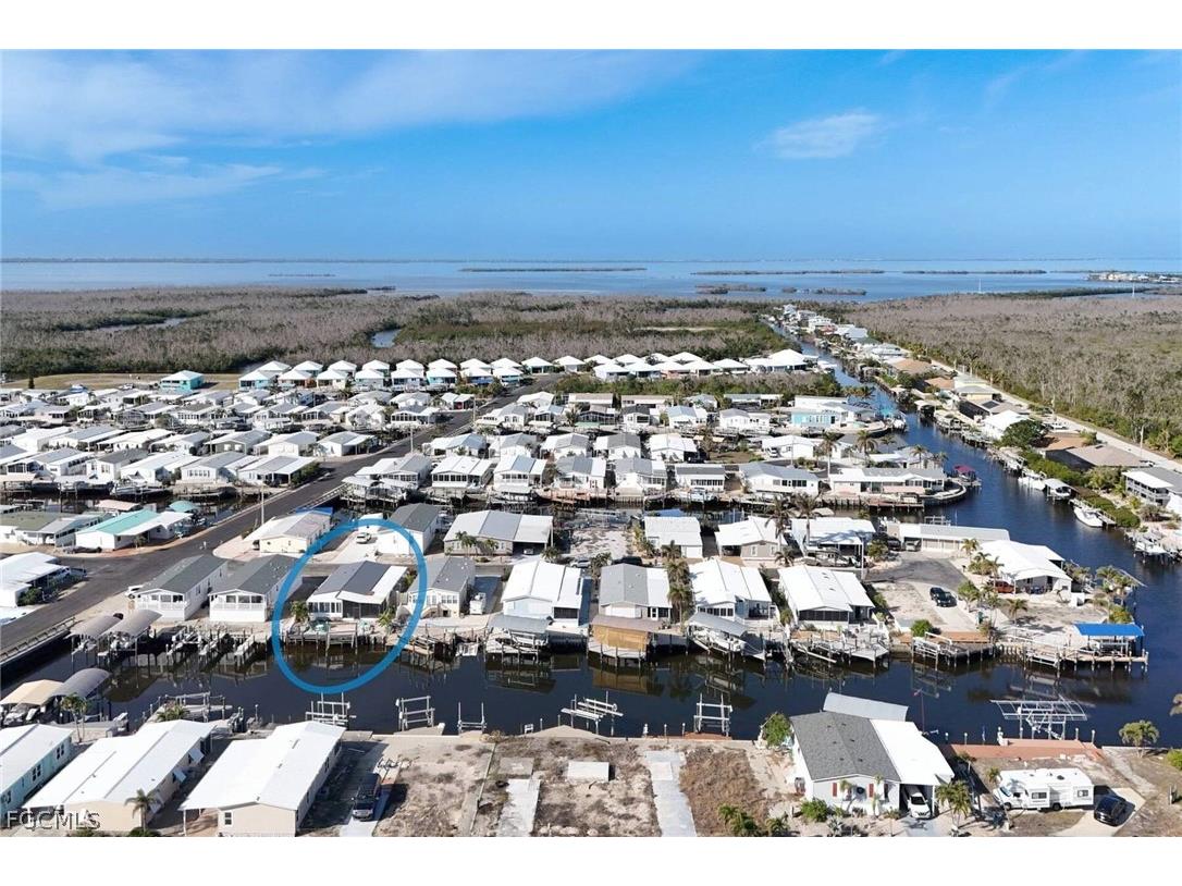 3070 Harpoon Lane Saint James City FL 33956 2026010379 image31