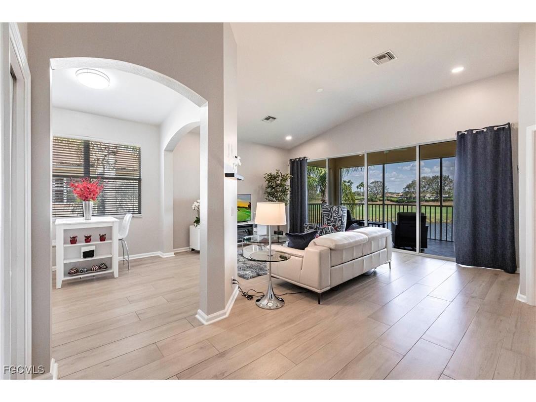 3070 Meandering Way #201 Fort Myers FL 33905 2025009469 image10