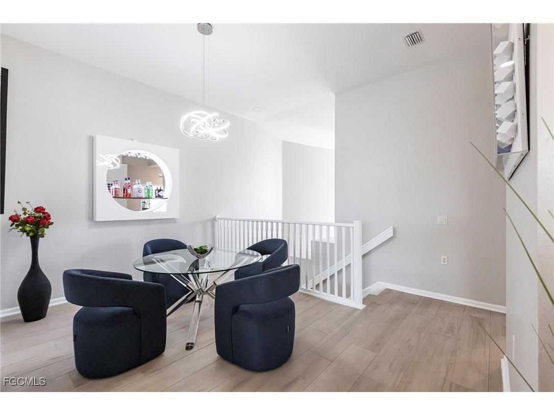 3070 Meandering Way #201 Fort Myers FL 33905 2025009469 image20