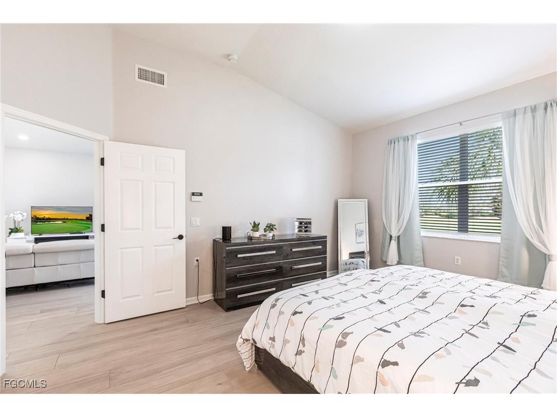 3070 Meandering Way #201 Fort Myers FL 33905 2025009469 image23