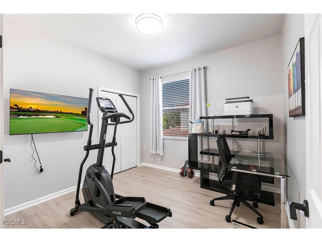 3070 Meandering Way #201 Fort Myers FL 33905 2025009469 image28