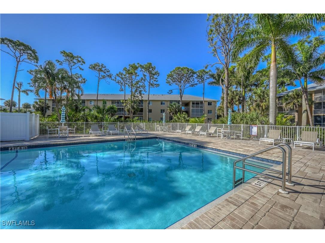3072 Sandpiper Bay Circle #M202 Naples FL 34112 225041143 image30
