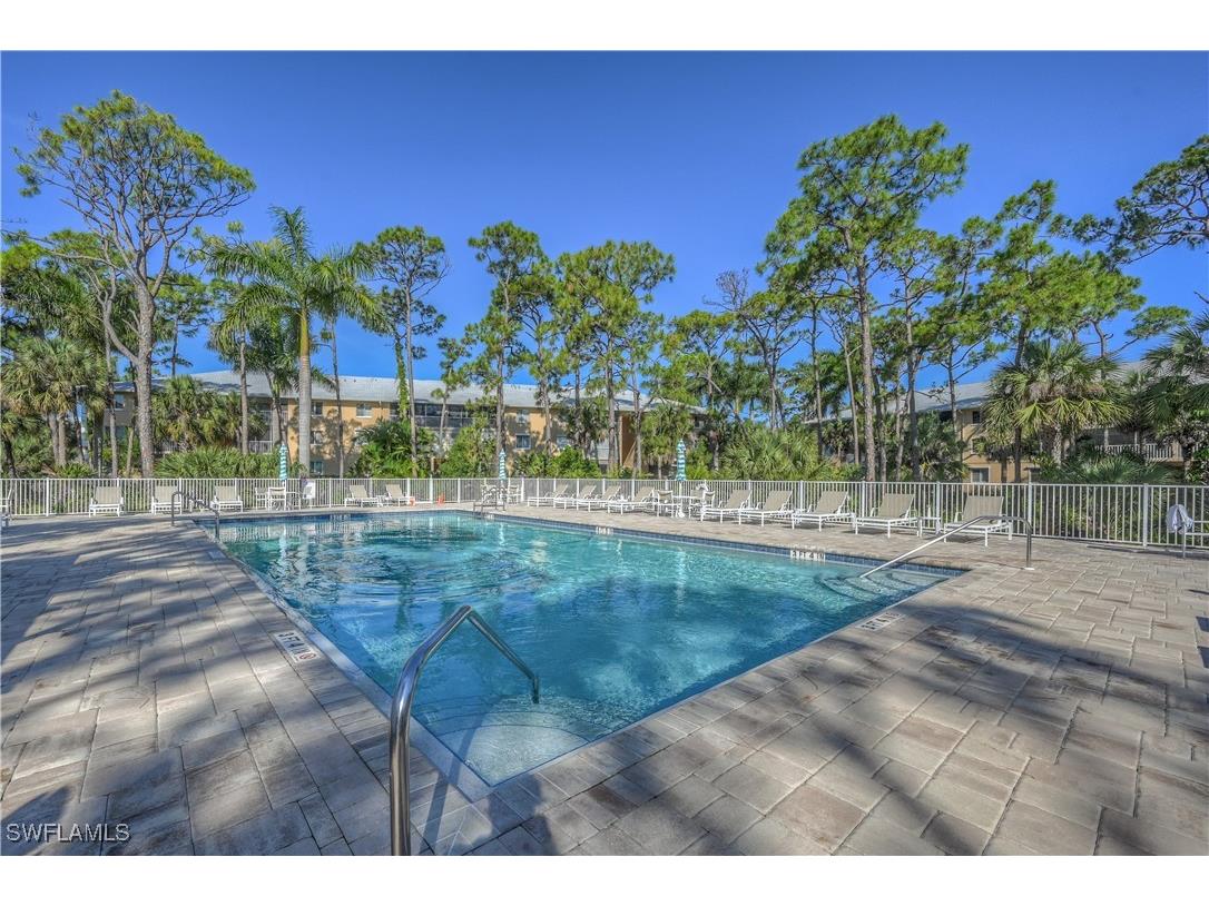 3072 Sandpiper Bay Circle #M202 Naples FL 34112 225041143 image32