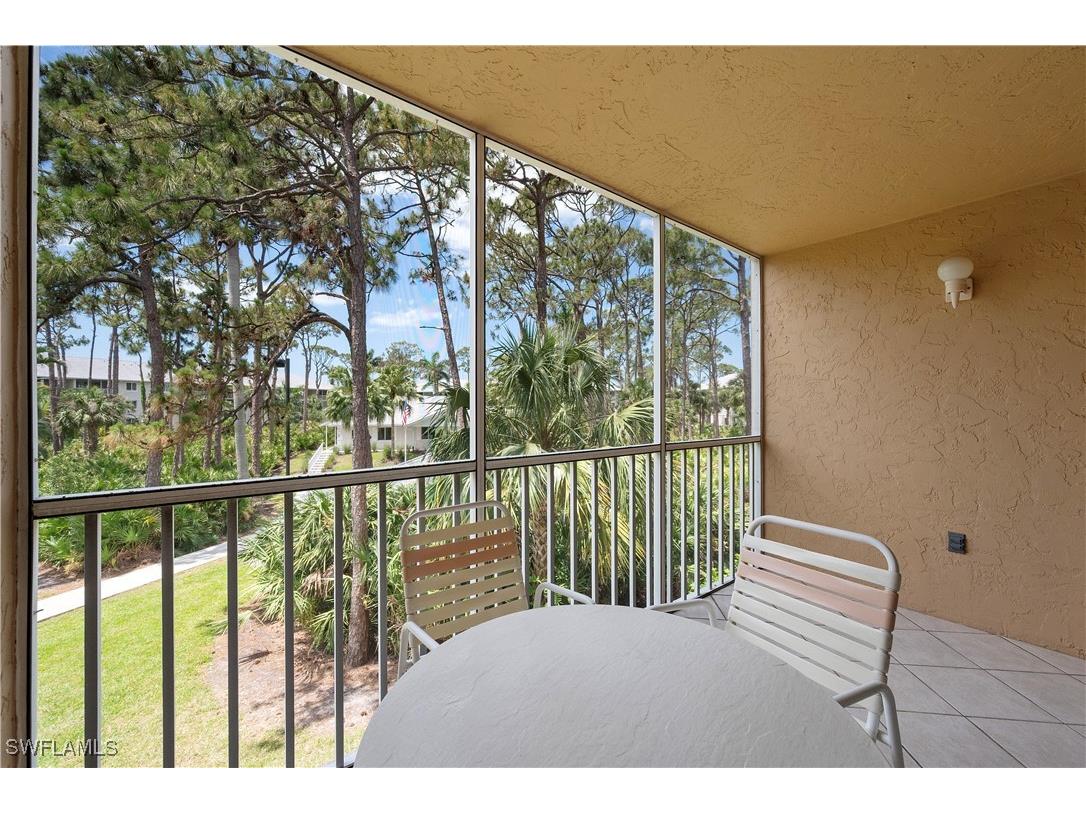 3072 Sandpiper Bay Circle #M202 Naples FL 34112 225041143 image5
