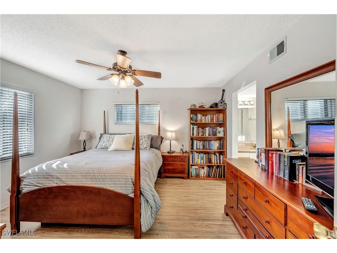 3072 Sandpiper Bay Circle #M206 Naples FL 34112 226003840 image13