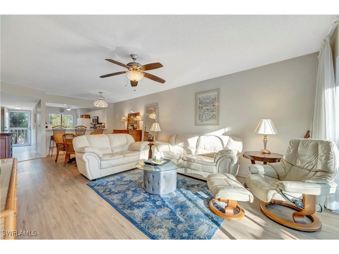 3072 Sandpiper Bay Circle #M206 Naples FL 34112 226003840 image3