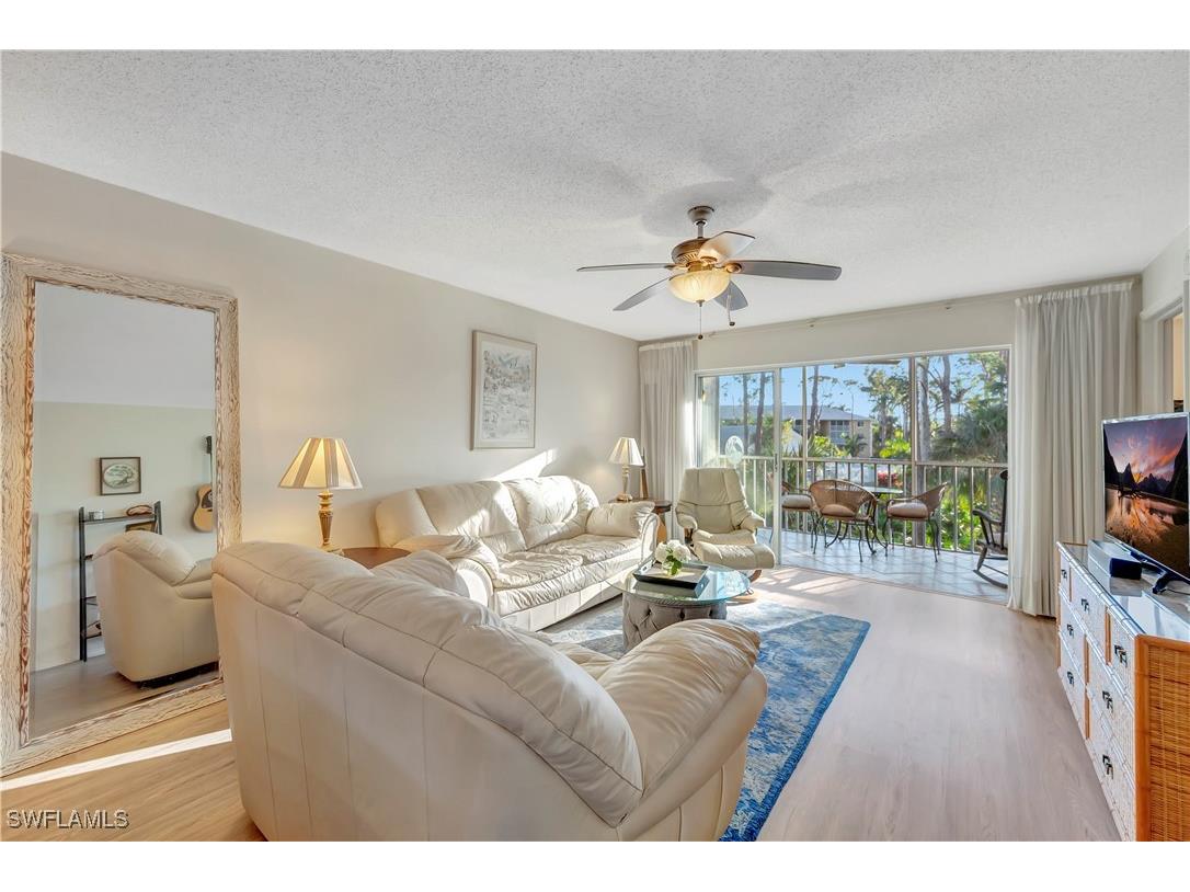 3072 Sandpiper Bay Circle #M206 Naples FL 34112 226003840 image4