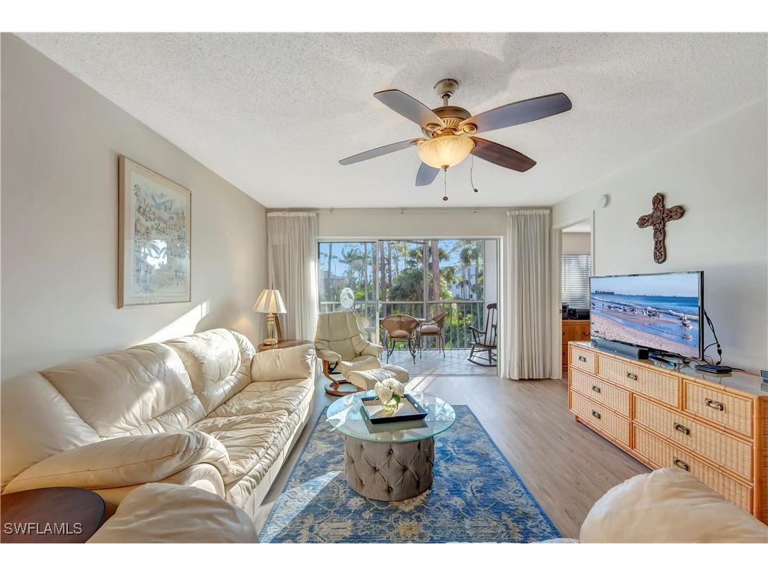 3072 Sandpiper Bay Circle #M206 Naples FL 34112 226003840 image5