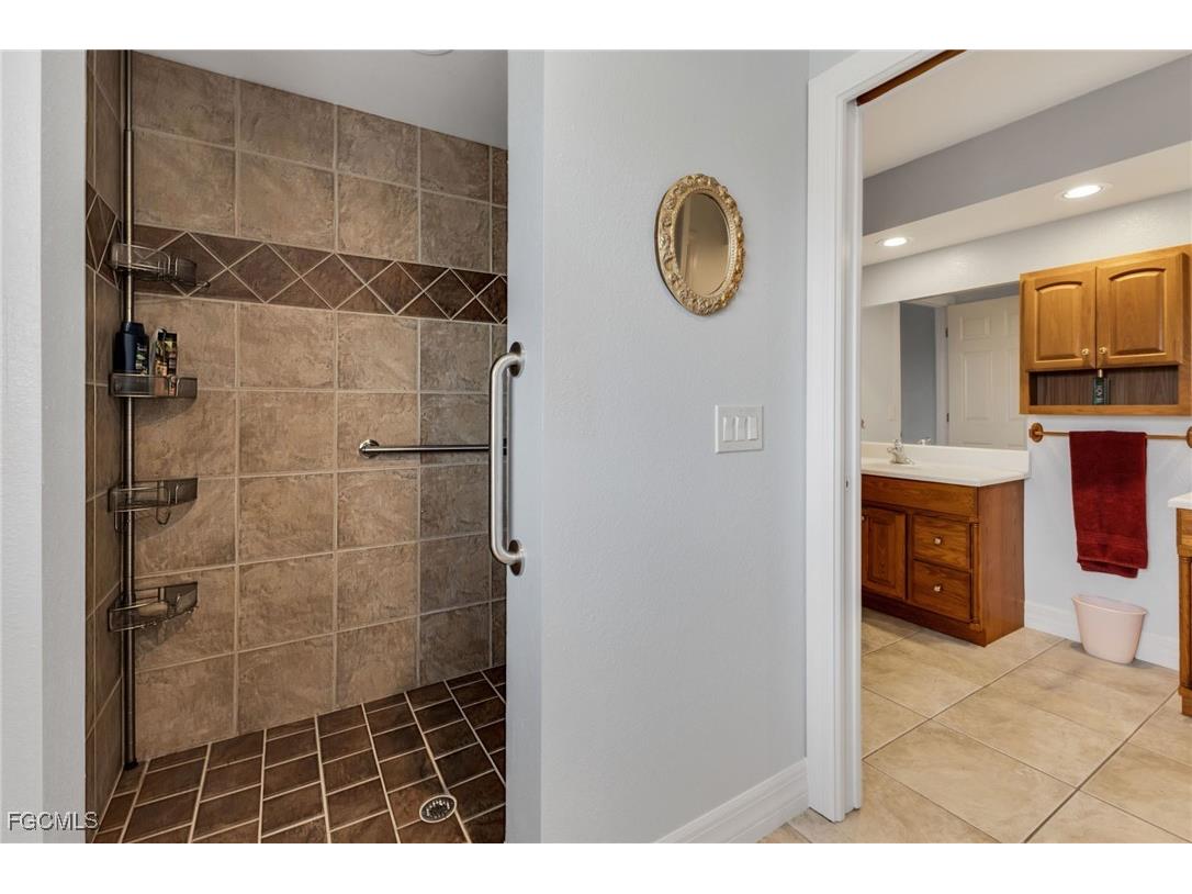 30720 Washington Loop Road Punta Gorda FL 33982 2025010111 image17