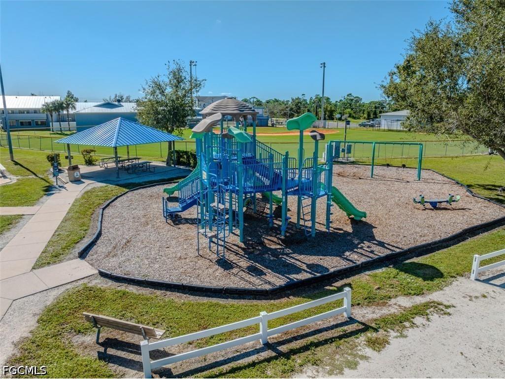 3073 Bounty Lane Saint James City FL 33956 2026024237 image23
