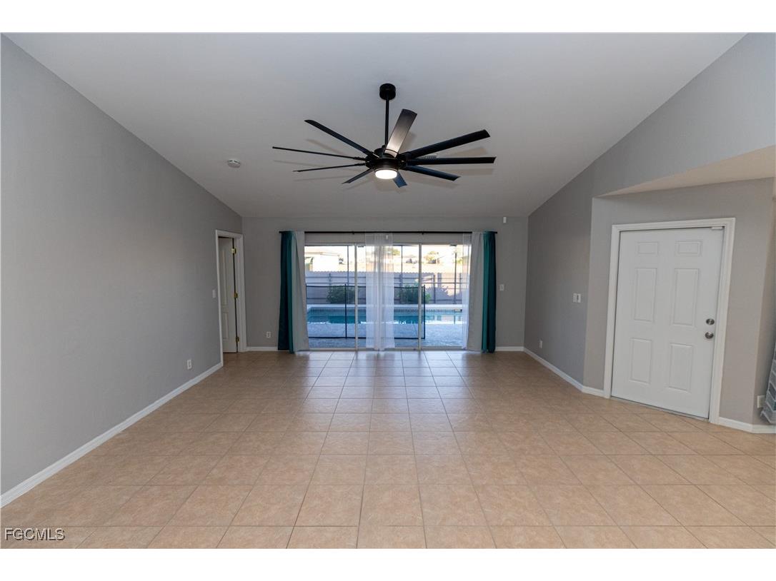 3073 NW 4th Avenue Cape Coral FL 33993 2025018624 image10