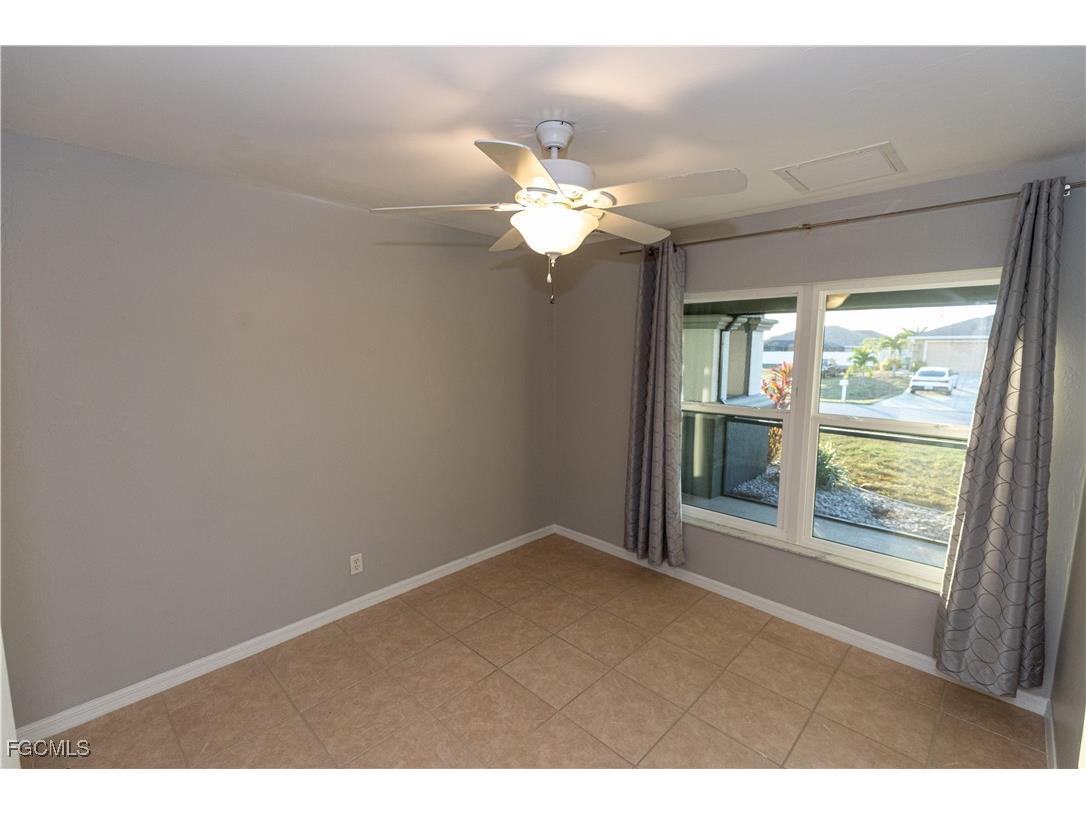 3073 NW 4th Avenue Cape Coral FL 33993 2025018624 image12