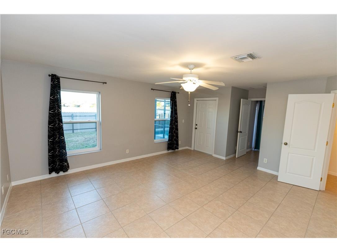 3073 NW 4th Avenue Cape Coral FL 33993 2025018624 image18