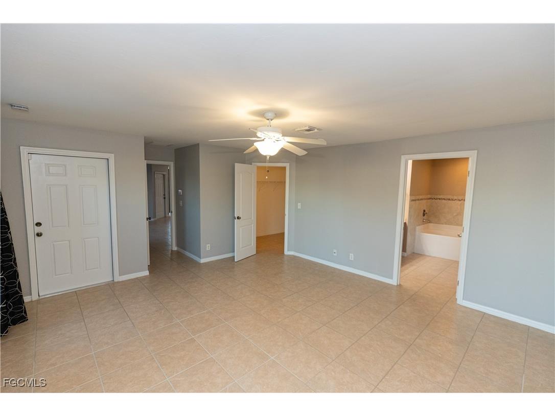 3073 NW 4th Avenue Cape Coral FL 33993 2025018624 image19