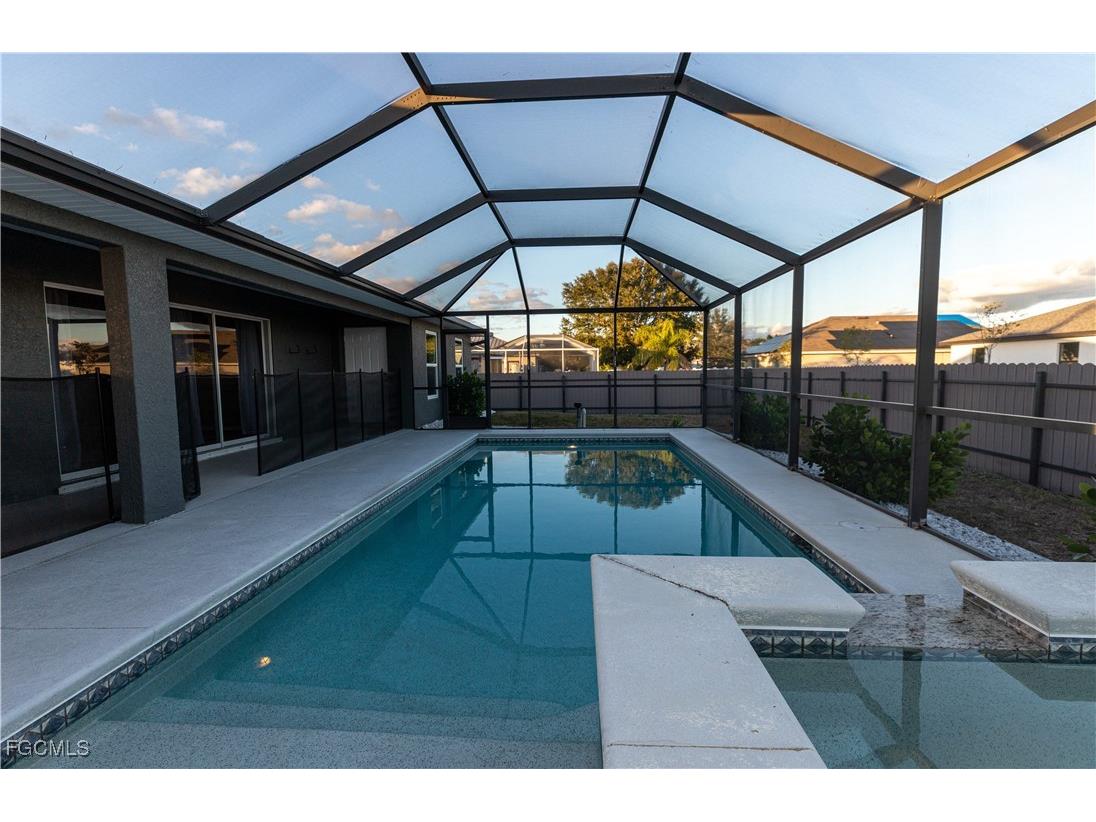 3073 NW 4th Avenue Cape Coral FL 33993 2025018624 image2