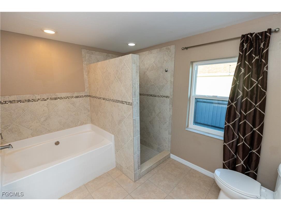 3073 NW 4th Avenue Cape Coral FL 33993 2025018624 image21