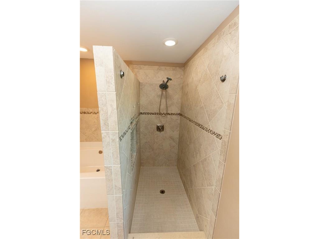 3073 NW 4th Avenue Cape Coral FL 33993 2025018624 image22