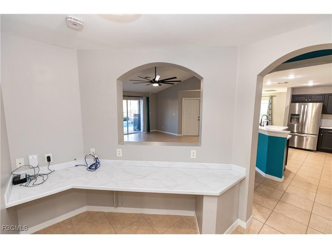 3073 NW 4th Avenue Cape Coral FL 33993 2025018624 image7