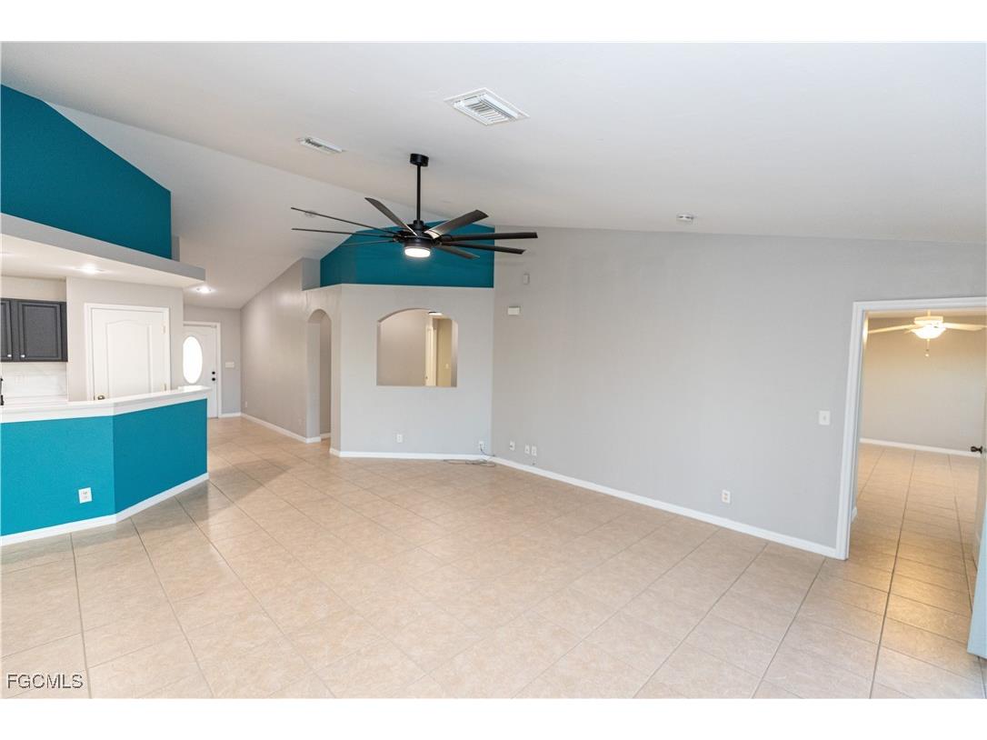 3073 NW 4th Avenue Cape Coral FL 33993 2025018624 image9