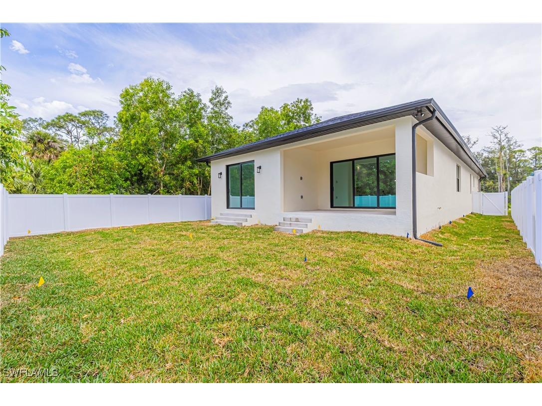 3074 Pine Tree Drive Naples FL 34112 225031073 image3