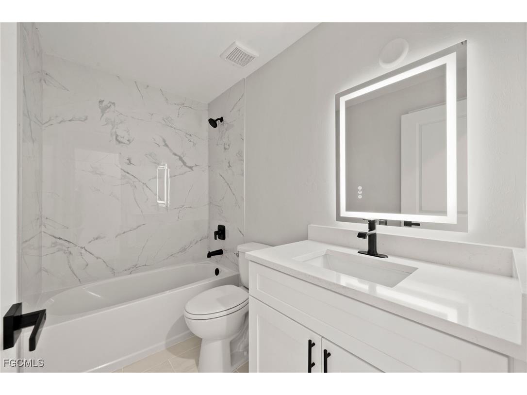 3078 NW 4th Place Cape Coral FL 33993 2025021572 image13