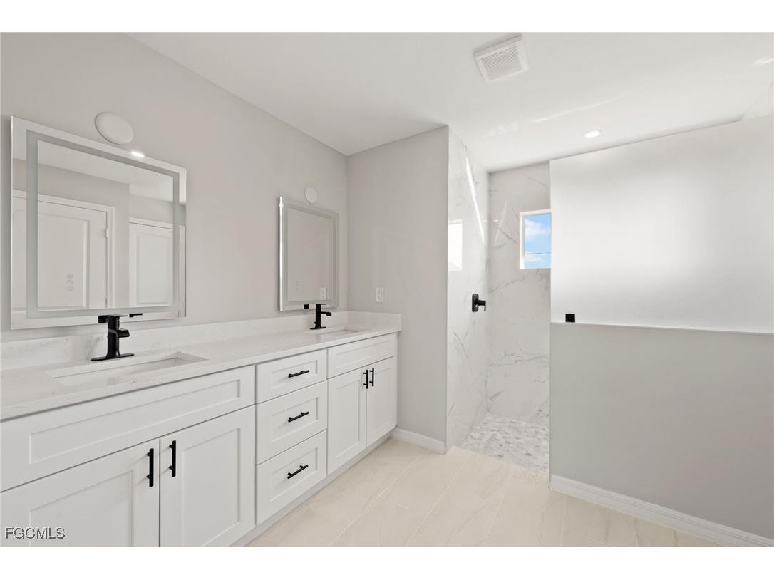 3078 NW 4th Place Cape Coral FL 33993 2025021572 image25