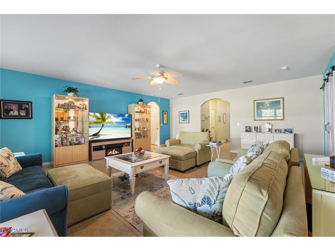 3079 Apple Blossom Drive Alva FL 33920 2025012728 image16