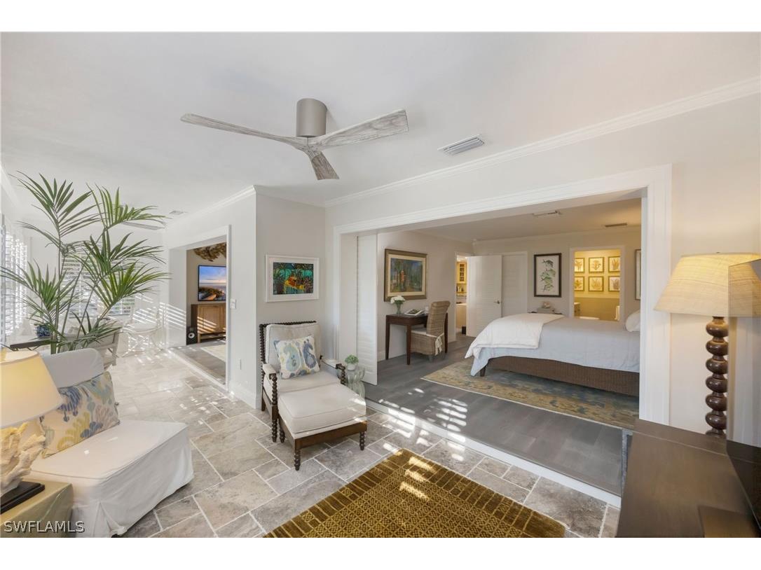 308 2nd Street S #308 Naples FL 34102 226000960 image17