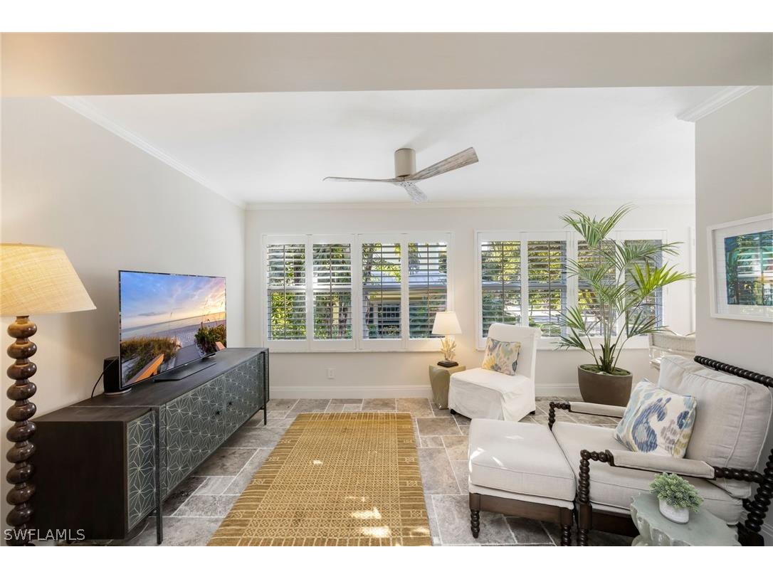 308 2nd Street S #308 Naples FL 34102 226000960 image18