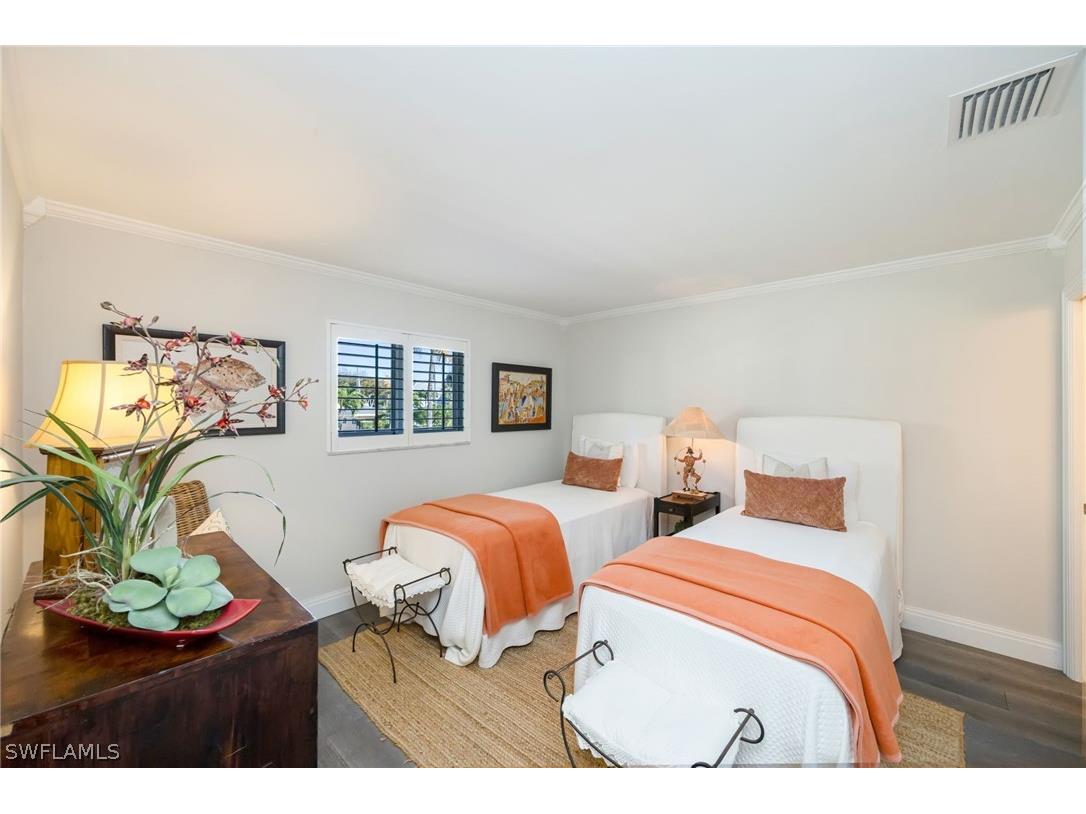 308 2nd Street S #308 Naples FL 34102 226000960 image23