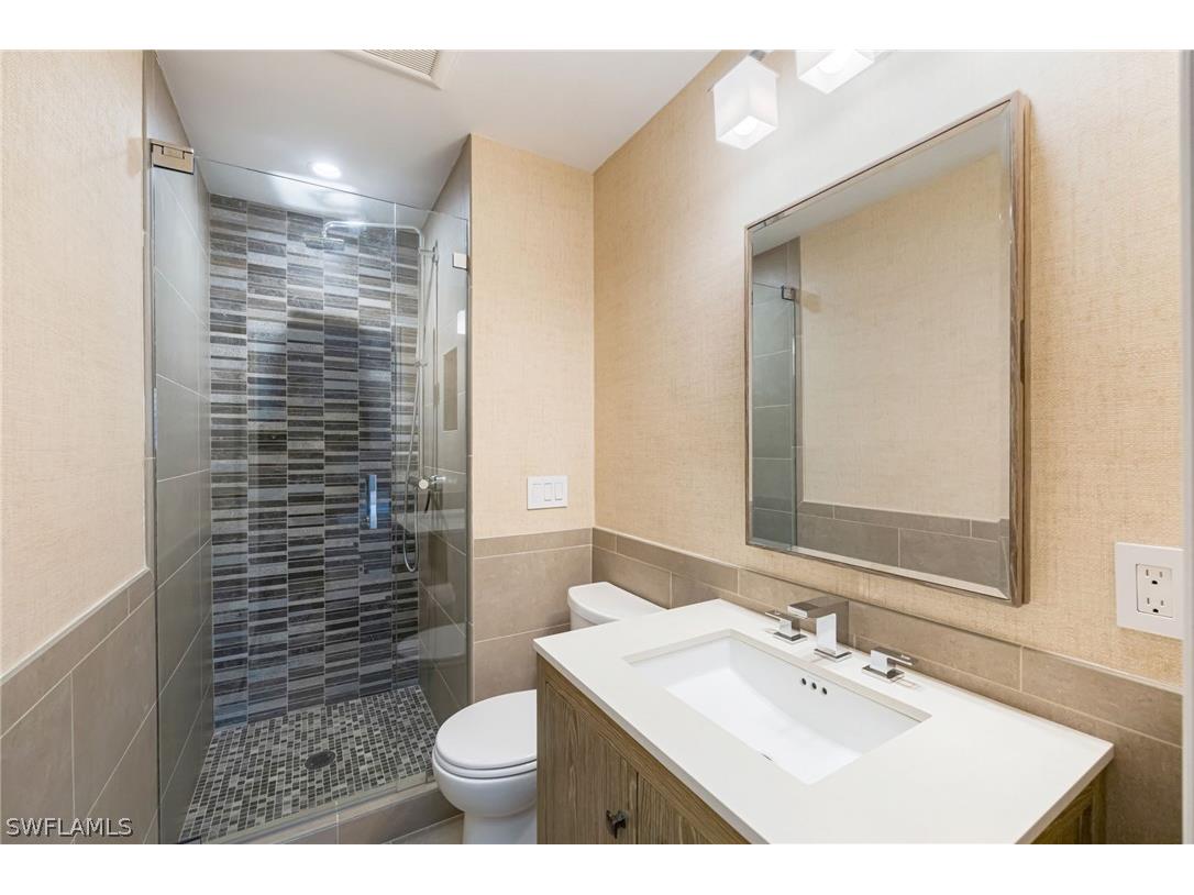 308 2nd Street S #308 Naples FL 34102 226000960 image25