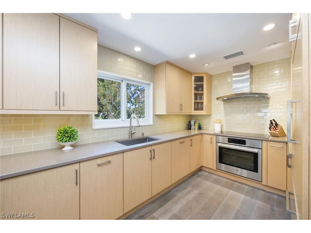 308 2nd Street S #308 Naples FL 34102 226000960 image8