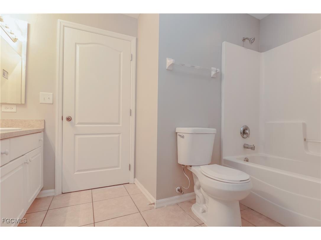 308 NW 18th Avenue Cape Coral FL 33993 2025023178 image14