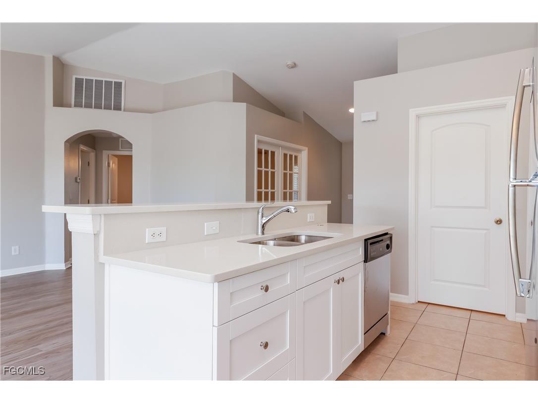 308 NW 18th Avenue Cape Coral FL 33993 2025023178 image5