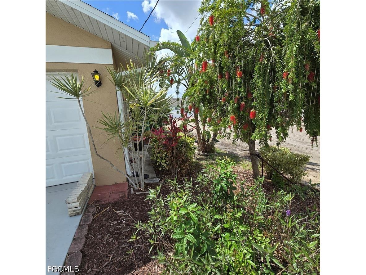 308 NW 20th Terrace Cape Coral FL 33993 2026015679 image10
