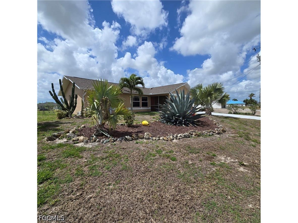 308 NW 20th Terrace Cape Coral FL 33993 2026015679 image7