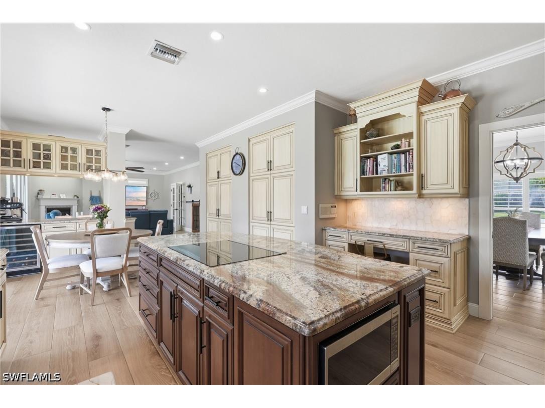 308 Wentworth Court Naples FL 34104 226025394 image11
