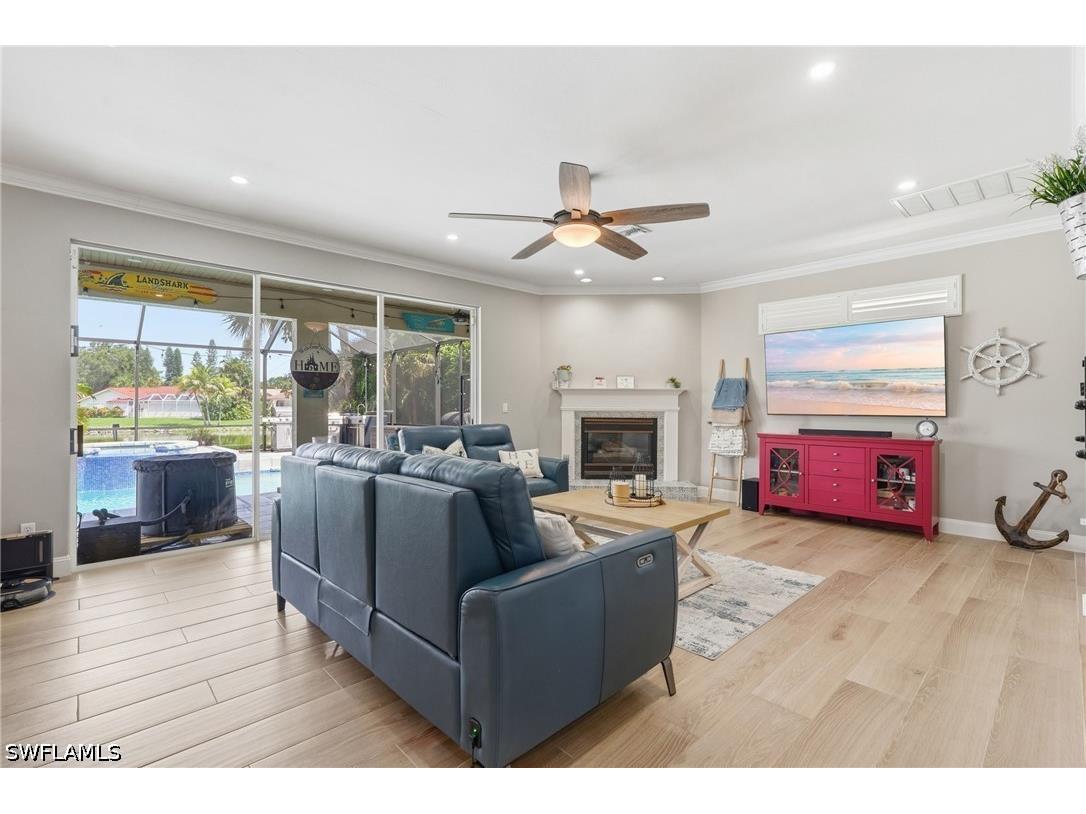 308 Wentworth Court Naples FL 34104 226025394 image6