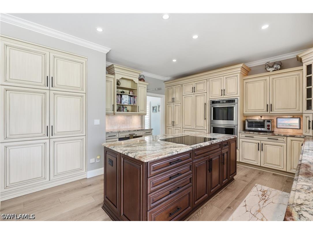 308 Wentworth Court Naples FL 34104 226025394 image9