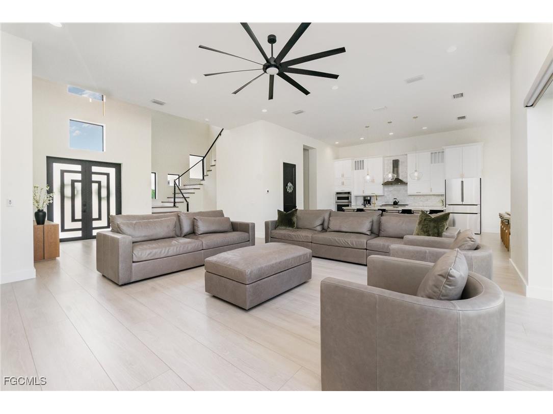 3080 Freedom Acres W Cape Coral FL 33993 2025017140 image5