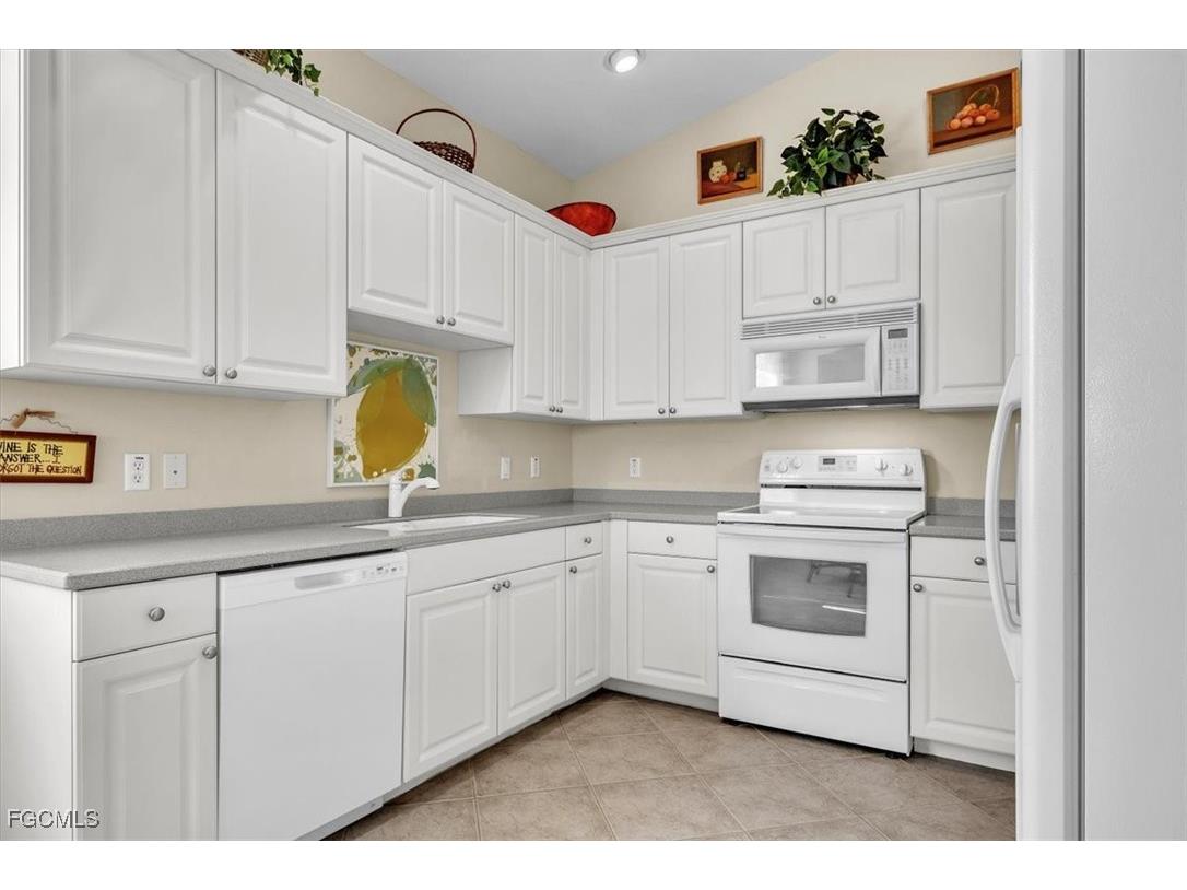 3080 Meandering Way #202 Fort Myers FL 33905 2025015673 image15