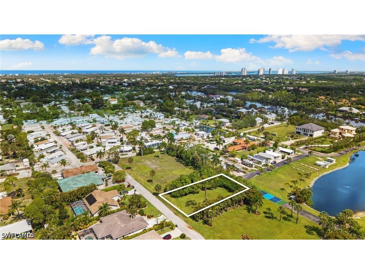 3080 Pine Tree Drive Bonita Springs FL 34134 226020948 image4
