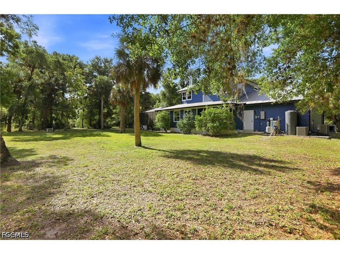 3081 Wakefield Lane Alva FL 33920 2026016633 image44