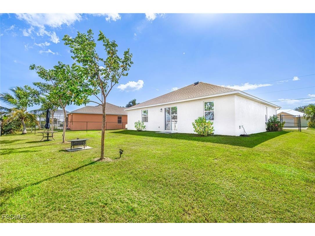 3083 NW 4th Place Cape Coral FL 33993 2025013498 image3