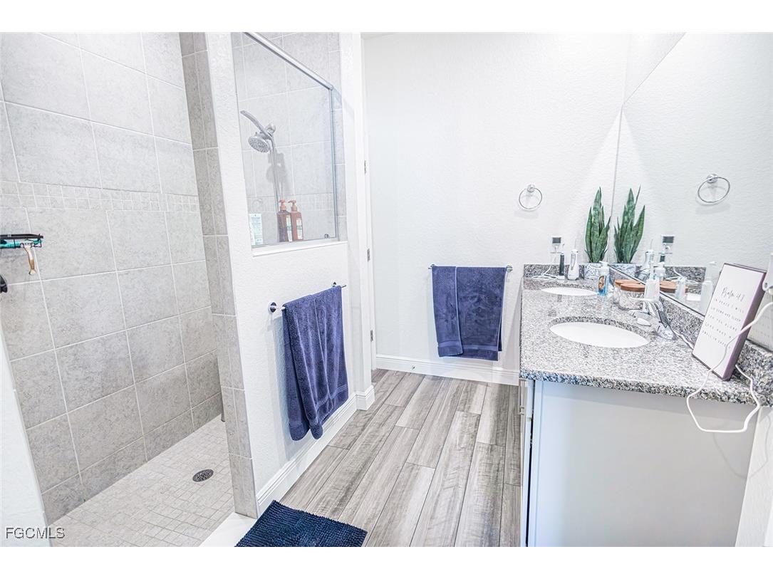 3083 NW 4th Place Cape Coral FL 33993 2025013498 image31