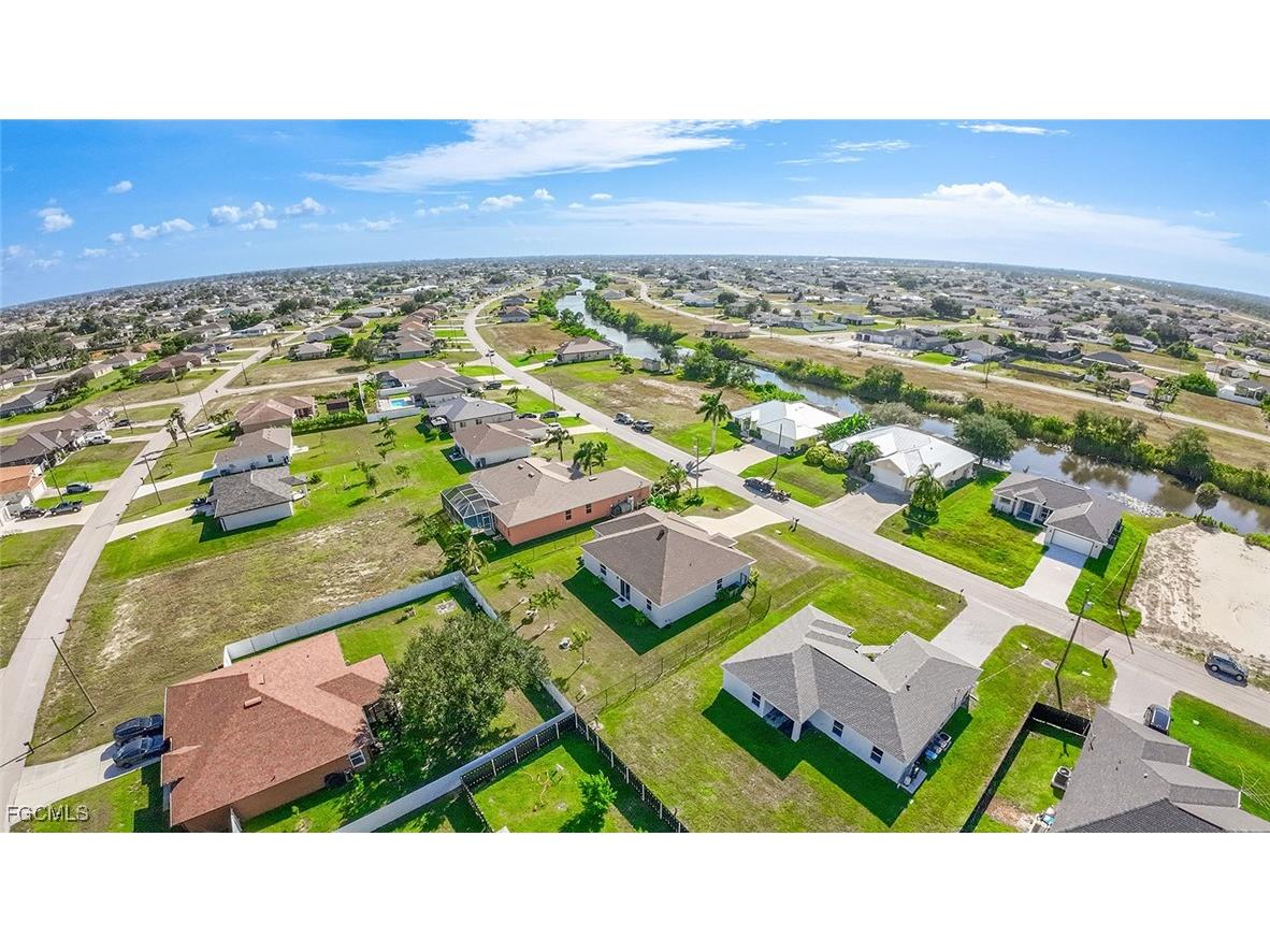 3083 NW 4th Place Cape Coral FL 33993 2025013498 image38