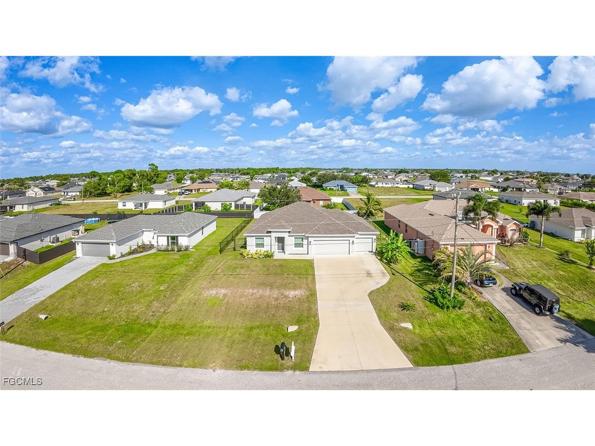 3083 NW 4th Place Cape Coral FL 33993 2025013498 image40