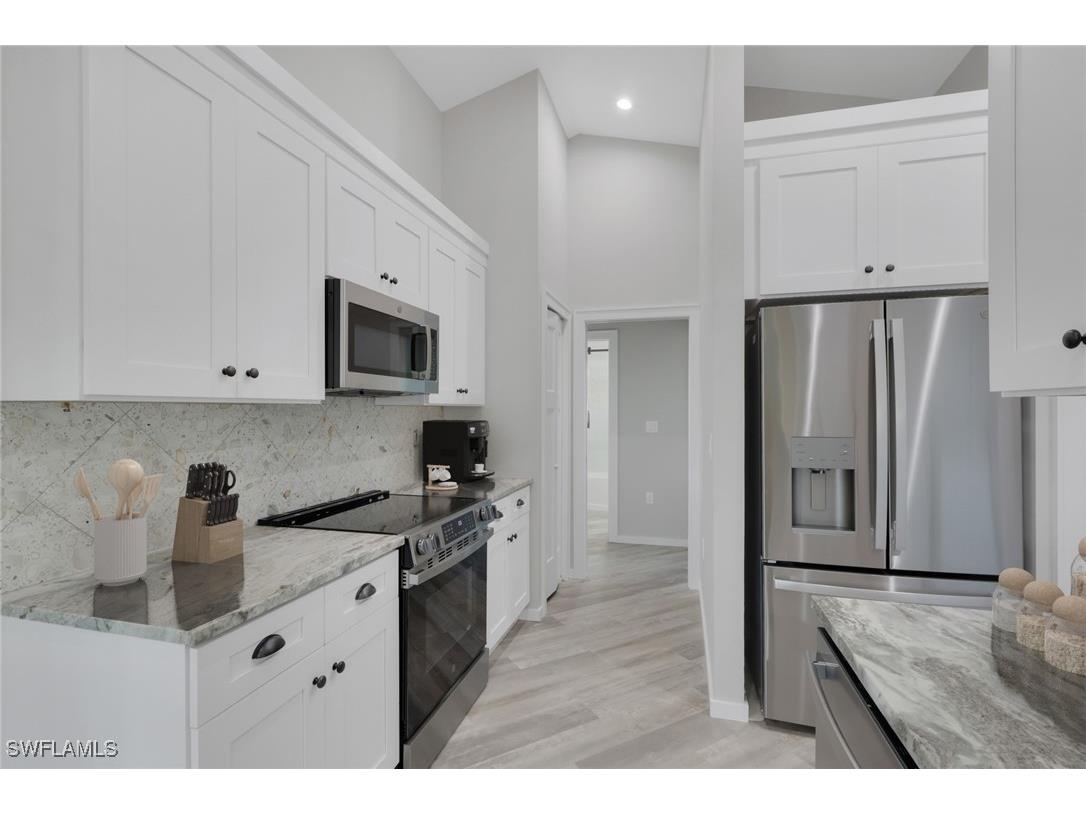 3085 Connecticut Avenue Naples FL 34112 226000412 image8