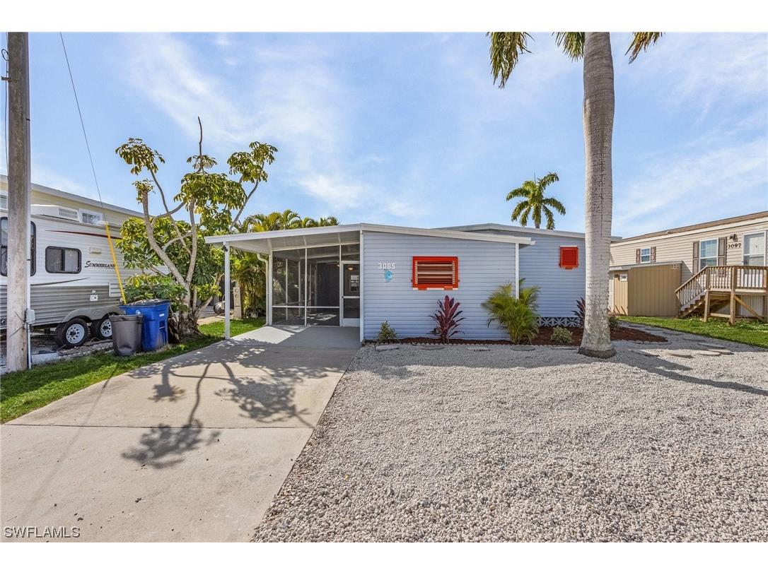 3085 York Road Saint James City FL 33956 224008608 image1